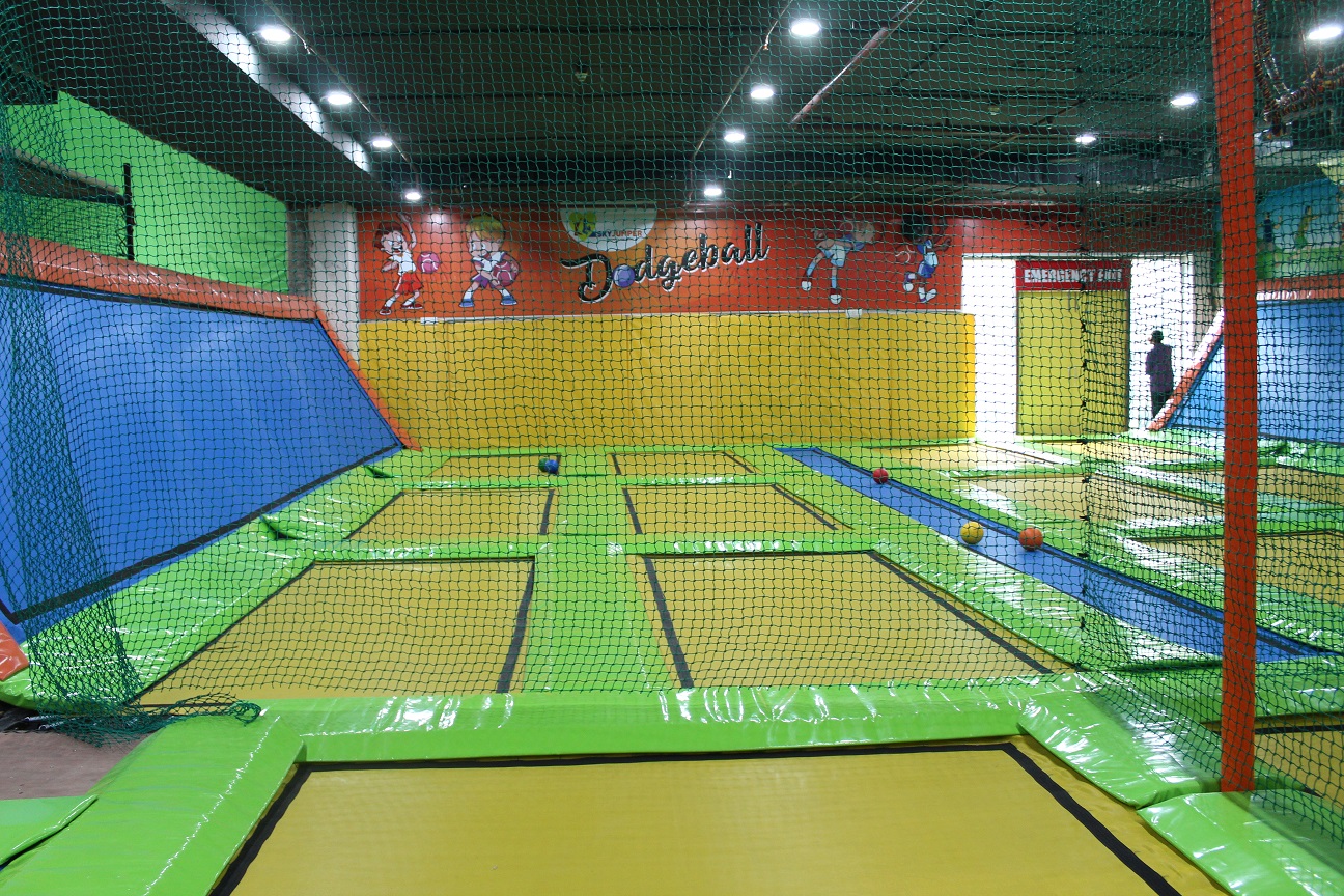SkyJumper Dodgeball Game