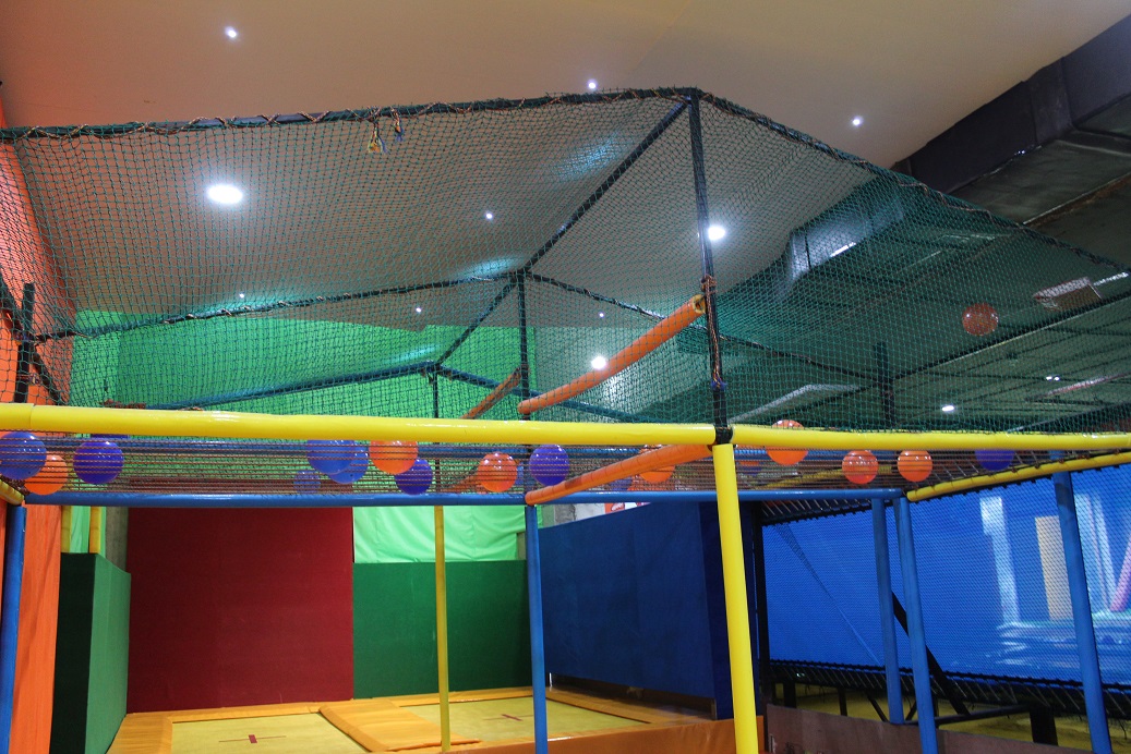 SkyJumper Dodgeball Game